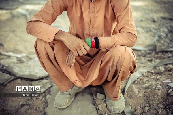 جایی میان زباله‌ها