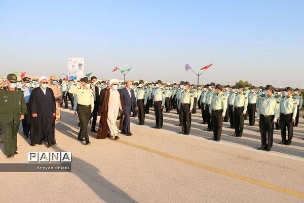 صبحگاه نیروی انتظامی در بوشهر