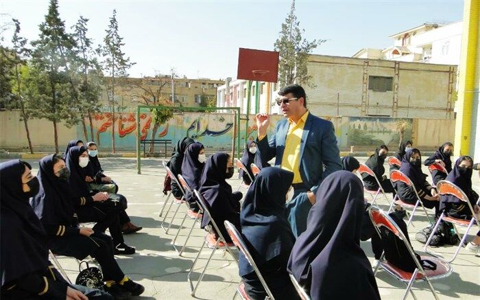 برنامه‌ریزی زمانی و پرسش عامل موفقیت دانش‌آموزان است