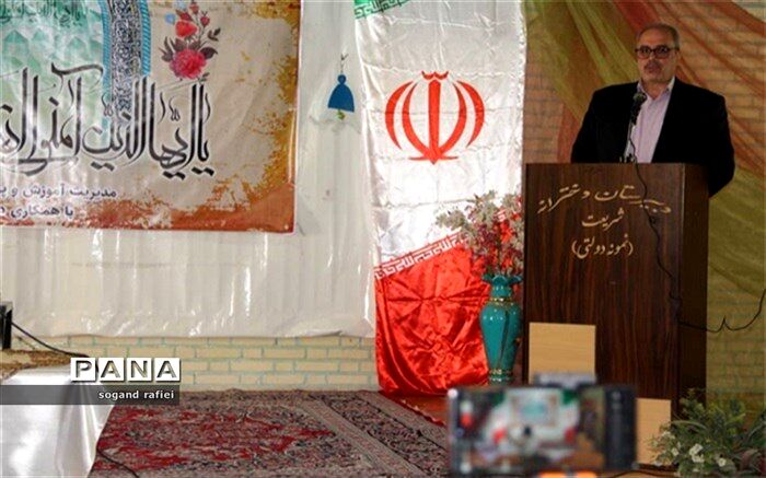 زیربنای تربیت اسلامی برپایی اقامه نماز است