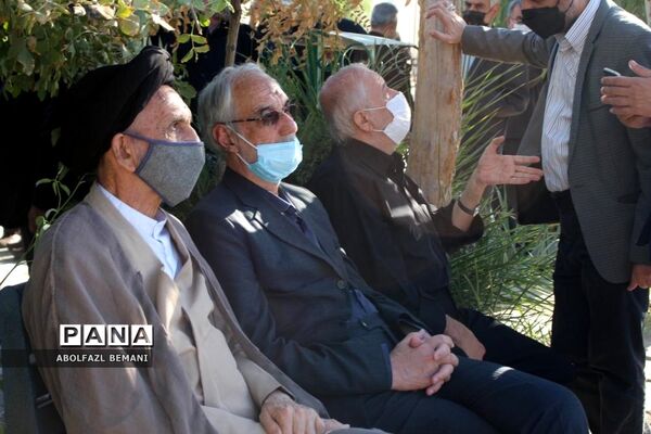 تشییع پیکر معلم هنرمند محمود مدنی