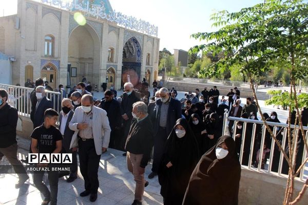 تشییع پیکر معلم هنرمند محمود مدنی