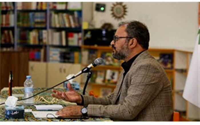 شهید «فهمیده» از بهترین الگوها برای نوجوانان است