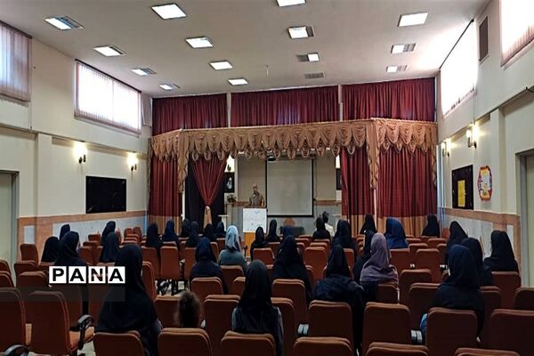 برگزاری جلسه  امورتربیتی و پرورشی با محوریت ارائه طرح کوچ در ناحیه ۴کرج