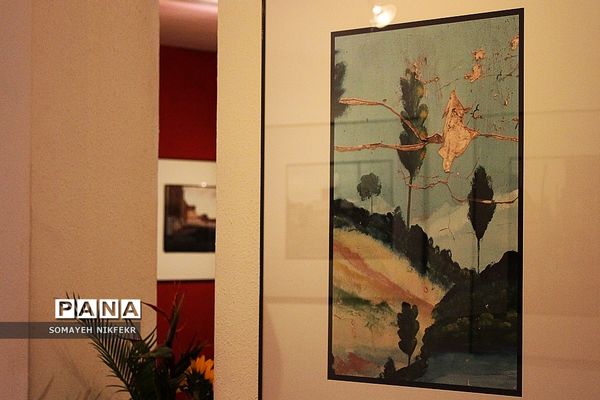 نمایشگاه عکس‌های مستند «خـاوران‌نـامه» تصویری از فرهنگی پوسیده