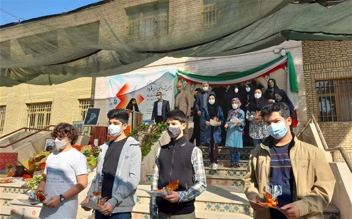 شرکت در جشنواره‌ها موجب درخشش استعدادهای دانش‌آموزان می‌شود