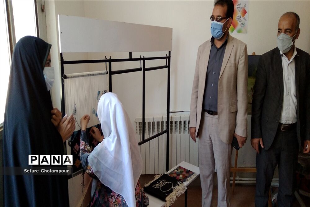 آیین افتتاحیه چهلمین جشنواره فرهنگی و هنری دانش آموزان