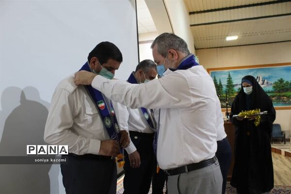 نشست توجیهی بازمهندسی اصول و فرآیندهای اجرایی سازمان دانش‌آموزی در مازندران