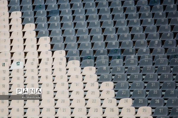 دیدار تیم‌های فوتبال ایران و کره جنوبی