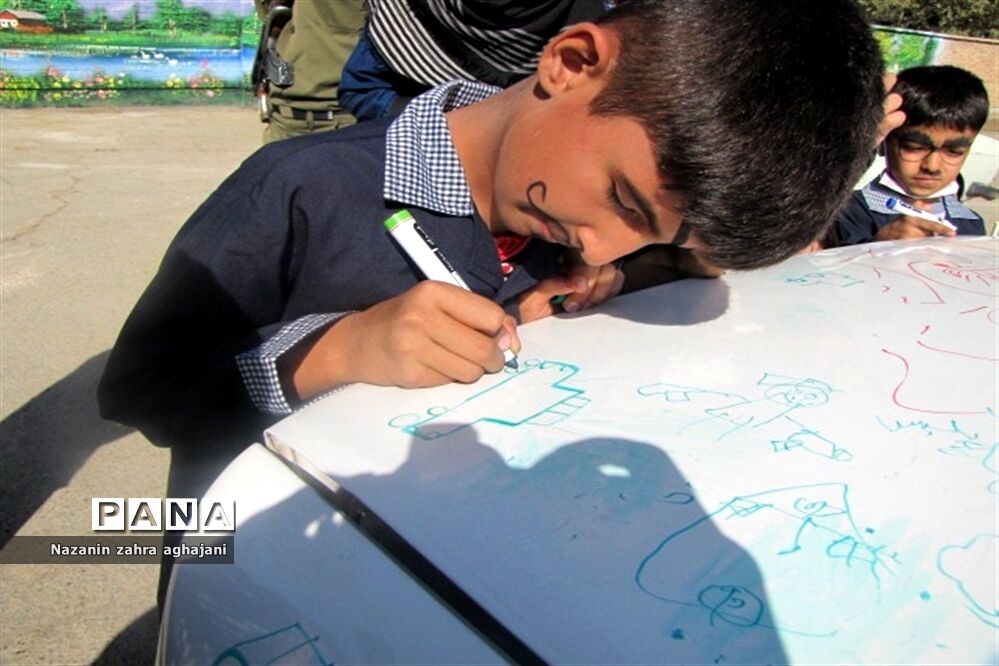 جشن آموزشی سلامت روان با مشارکت نیروی انتظامی