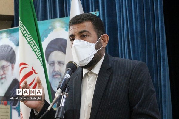 تجلیل از سرگروه‌های برتر فعالیت‌های پرورشی و درس تفکر و سبک زندگی استان بوشهر