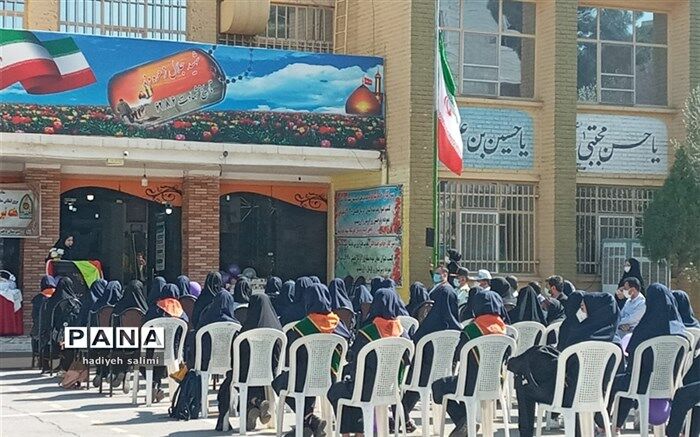 از دانش‌آموزان برتر قرچک تجلیل شد