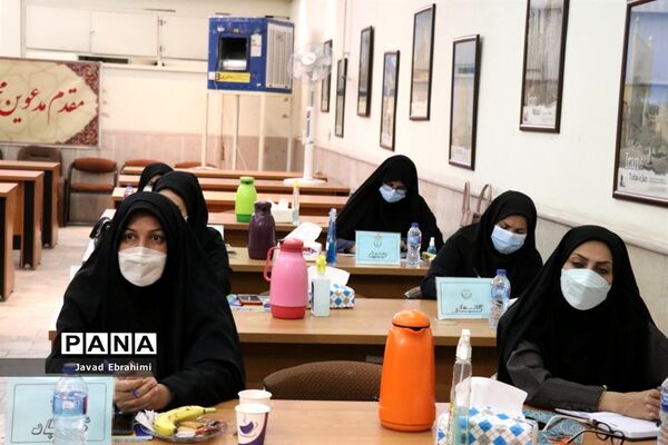 نشست گروه دوم کارشناسان سازمان دانش آموزی خراسان رضوی