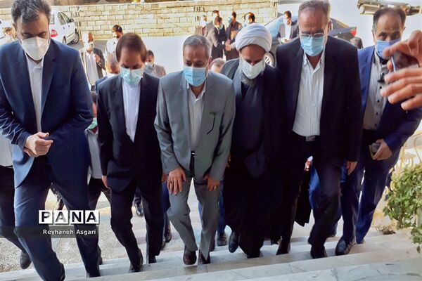 نشست سرپرست وزارت آموزش و پرورش در اداره آموزش و پرورش شهرستان قرچک