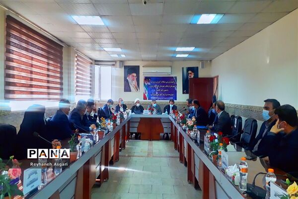نشست سرپرست وزارت آموزش و پرورش در اداره آموزش و پرورش شهرستان قرچک