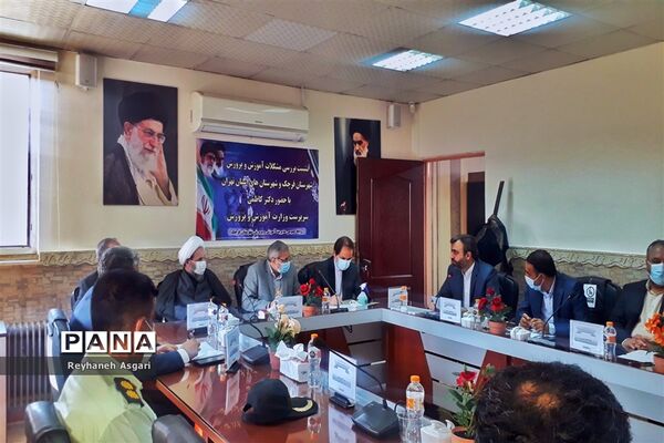 نشست سرپرست وزارت آموزش و پرورش در اداره آموزش و پرورش شهرستان قرچک