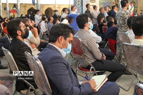 دیدار رئیس جمهوری با علما، نخبگان، خانواده معظم شهداء و اقشار مختلف مردم در شیراز