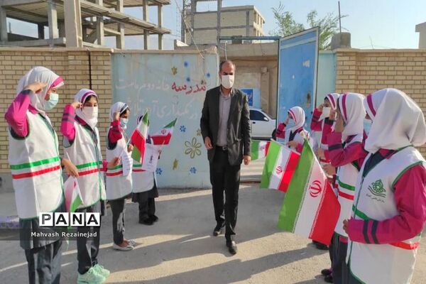 گرامیداشت هفته نیروی انتظامی شهرستان عسلویه با همکاری دانش آموزان پیشتاز