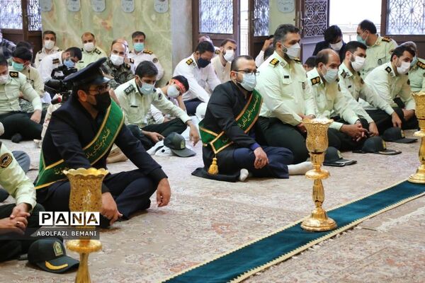 غبارروبی مزار شهدا در هفته نیروی انتظامی