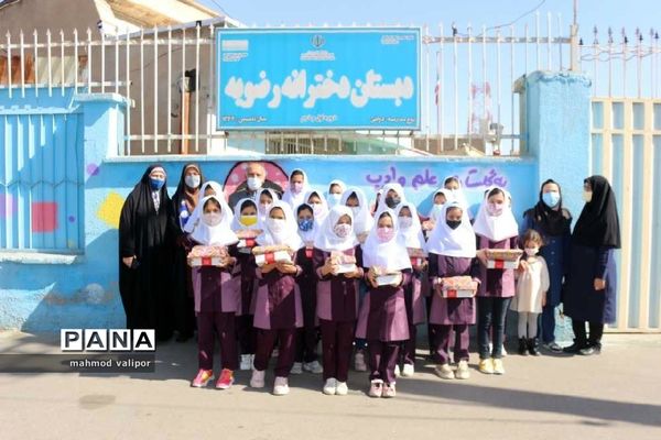 تجلیل سازمان دانش‌آموزی از دانش‌آموزان مناطق کم برخوردار قزوین