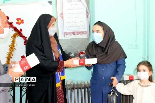 تجلیل سازمان دانش‌آموزی از دانش‌آموزان مناطق کم برخوردار قزوین