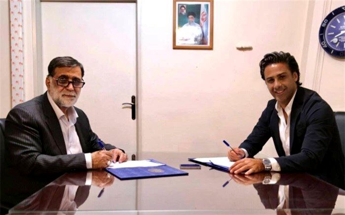 قرارداد فرهاد مجیدی با استقلال تمدید شد