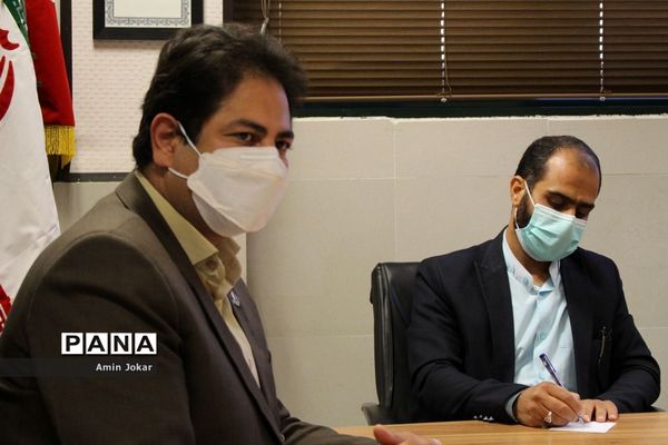 نشست سازمان آتش نشانی  و خدمات ایمنی  شهرداری شهر شیراز با سازمان دانش آموزی استان فارس