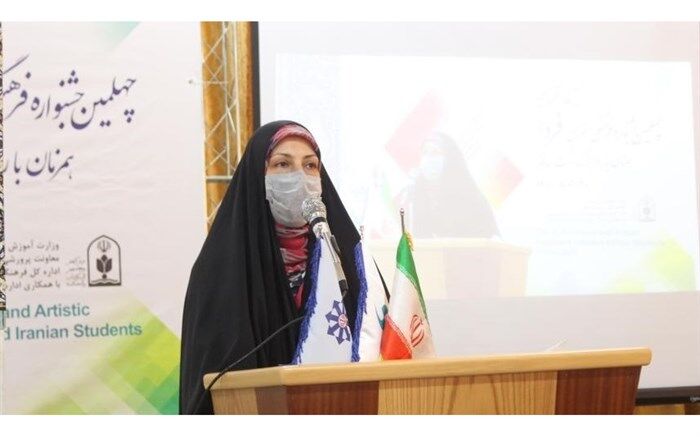 از شعر کودکی تا سرود مادرانه
