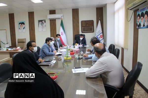 جلسه هم‌اندیشی حوزه معاونت پرورشی و فرهنگی اداره‌کل آموزش و پرورش استان بوشهر