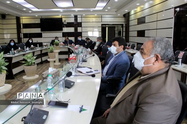 نشست هماهنگی گرامیداشت یوم الله سیزده آبان در آموزش و پرورش استان بوشهر