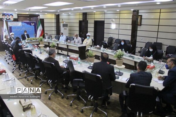 نشست هماهنگی گرامیداشت یوم الله سیزده آبان در آموزش و پرورش استان بوشهر