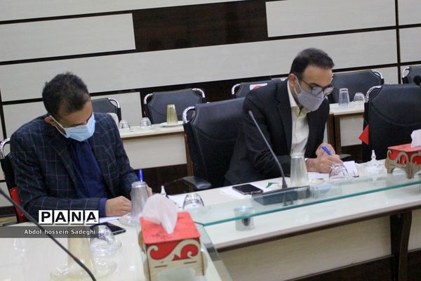 نشست هماهنگی گرامیداشت یوم الله سیزده آبان در آموزش و پرورش استان بوشهر