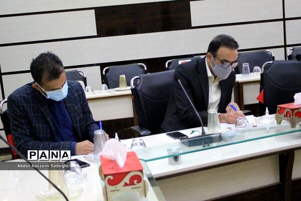 نشست هماهنگی گرامیداشت یوم الله سیزده آبان در آموزش و پرورش استان بوشهر