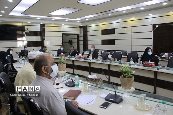نشست هماهنگی گرامیداشت یوم الله سیزده آبان در آموزش و پرورش استان بوشهر