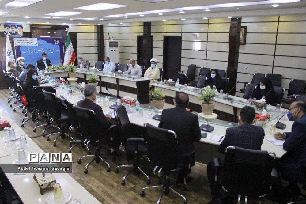نشست هماهنگی گرامیداشت یوم الله سیزده آبان در آموزش و پرورش استان بوشهر
