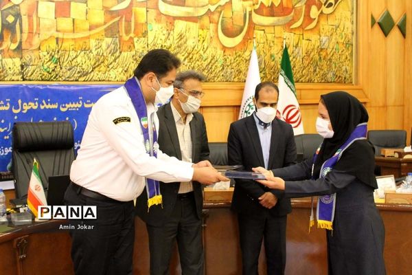 نشست تبیین سند تحول تشکیلات پیشتازان در فارس
