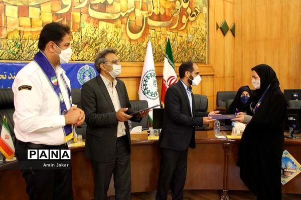 نشست تبیین سند تحول تشکیلات پیشتازان در فارس