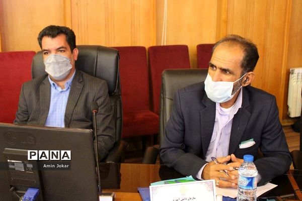 نشست تبیین سند تحول تشکیلات پیشتازان در فارس
