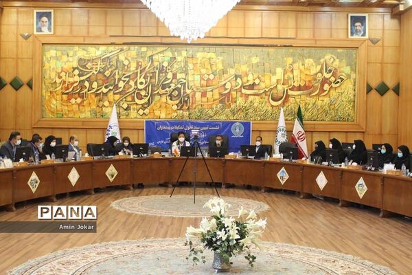 نشست تبیین سند تحول تشکیلات پیشتازان در فارس