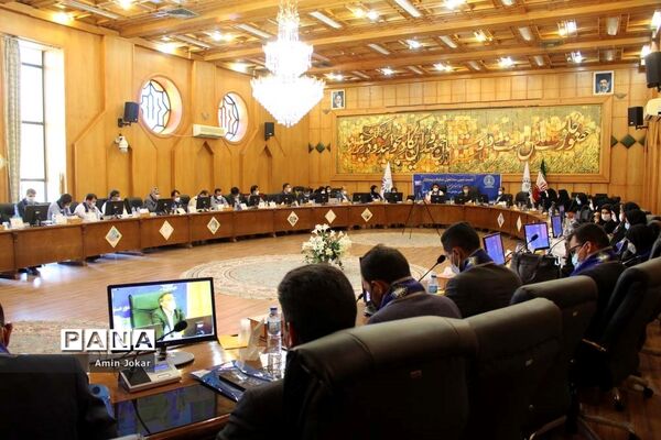 نشست تبیین سند تحول تشکیلات پیشتازان در فارس