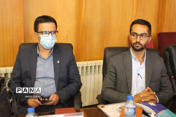 نشست تبیین سند تحول تشکیلات پیشتازان در فارس