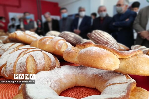 افتتاح نخستین رشته نان، شیرینی  و شکلات کشور در هنرستان شریعتی منطقه 16