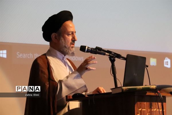 آیین تکریم و معارفه رئیس دانشگاه علوم پزشکی تبریز