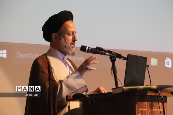 آیین تکریم و معارفه رئیس دانشگاه علوم پزشکی تبریز