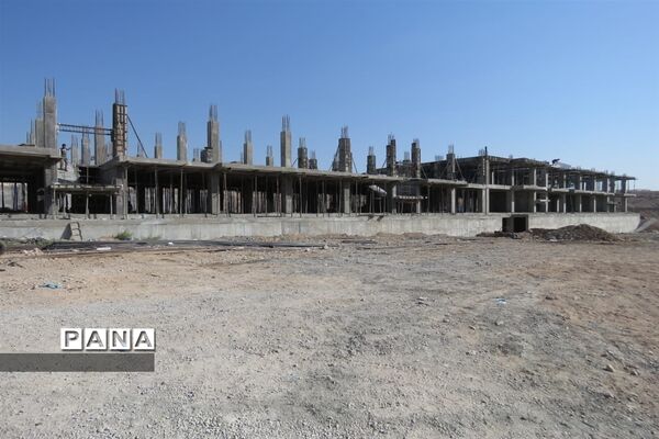 بازدید از پروژه‌های در حال ساخت مسکن ملی فرهنگیان شهرستان ساوجبلاغ