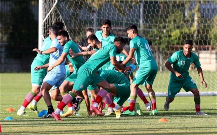 مهدی: بازیکنانی که به اردوی تیم ملی امید ملحق نشوند محروم خواهند شد