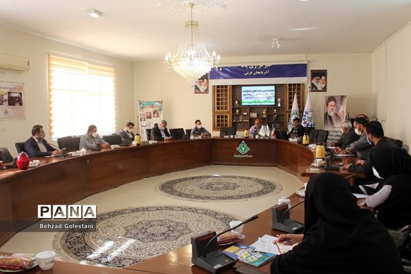 جلسه تبیین برنامه‌های سازمان دانش‌آموزی در ارومیه