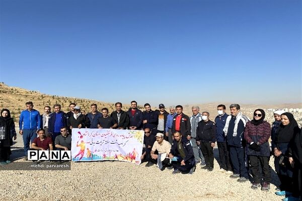 همایش پیاده‌روی فرهنگیان استان به مناسبت هفته تربیت‌بدنی