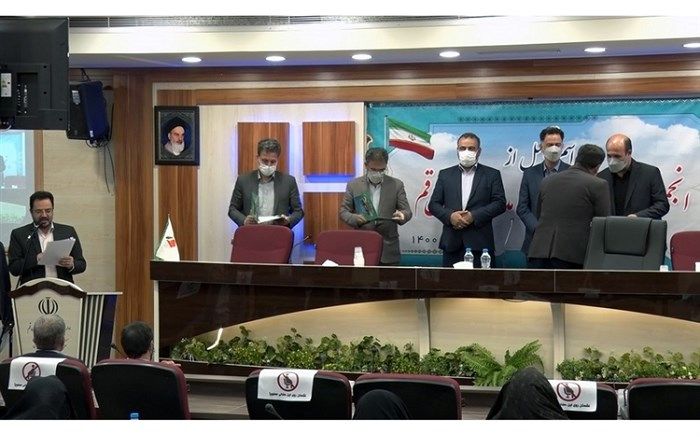 انجمن‌های اولیا و مربیان برتر استان قم تجلیل شدند