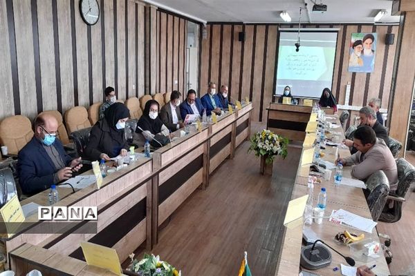 برگزاری سی و پنجمین نشست شورای آموزش و پرورش ناحیه 2 کرج و شهرستان فردیس